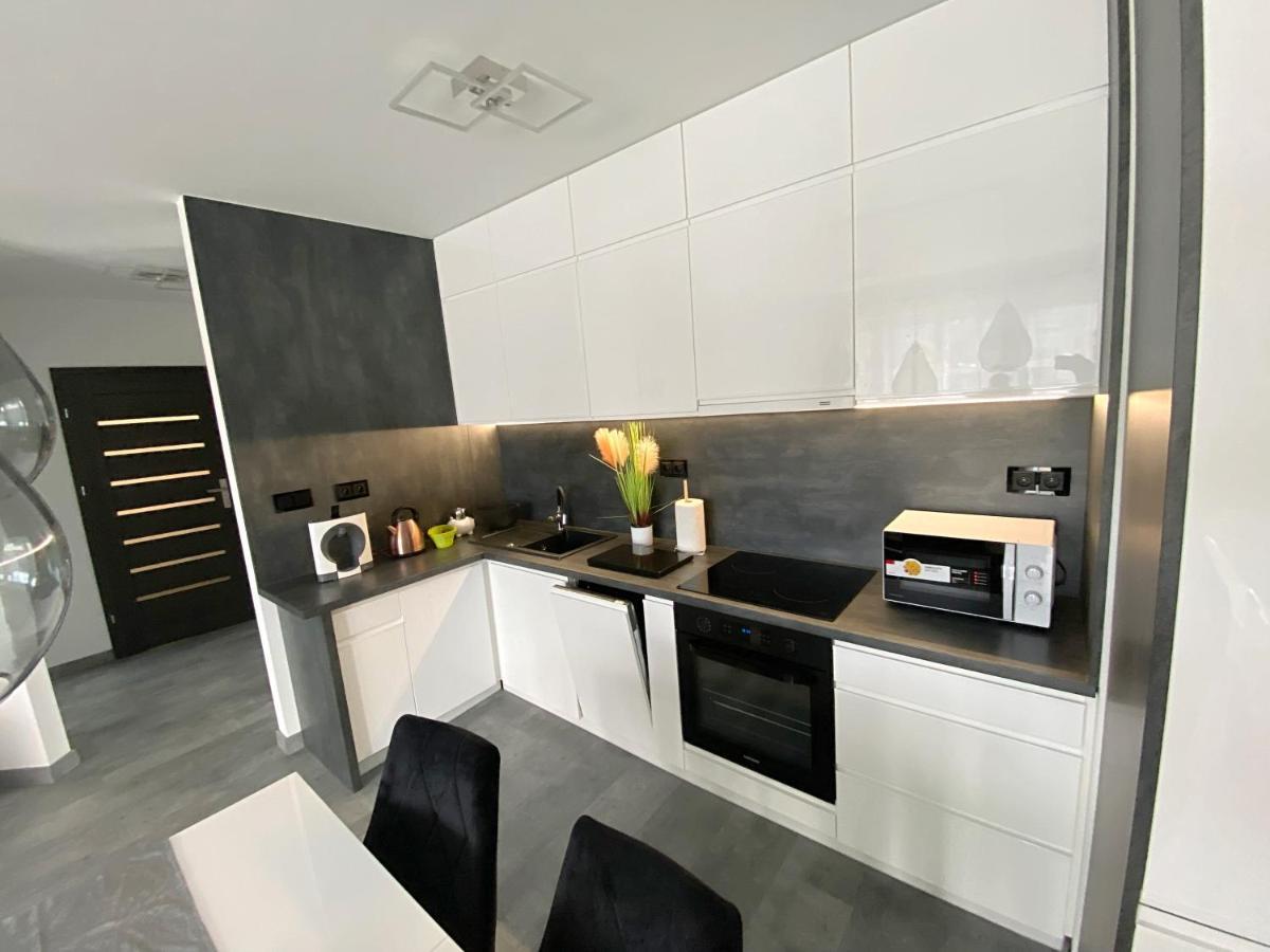 Апартаменти Apartament Sloneczny Єленя-Ґура Екстер'єр фото