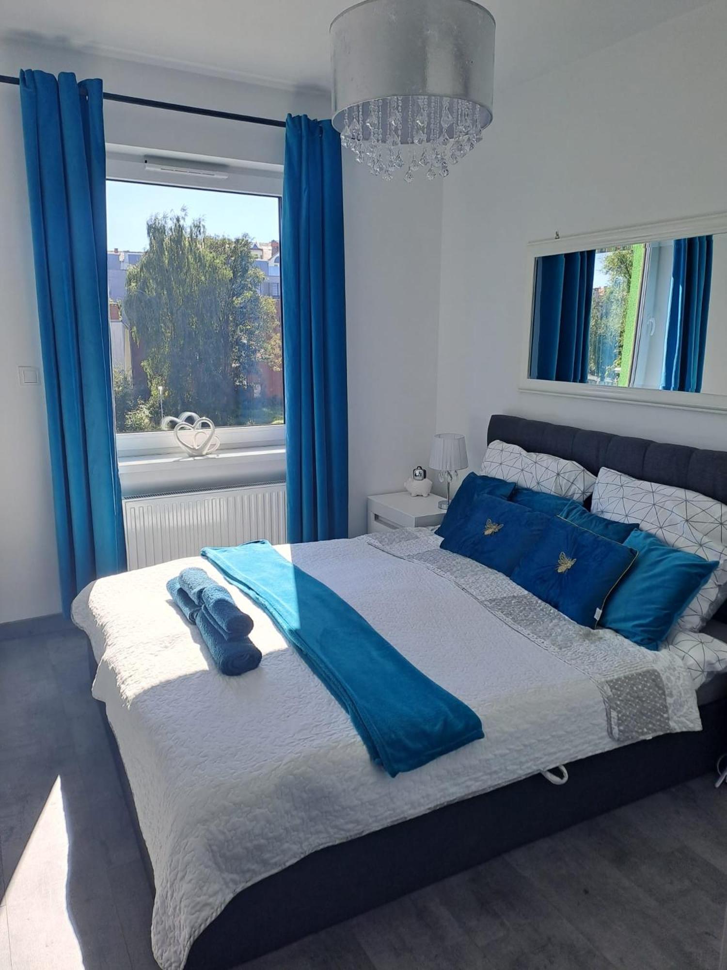 Апартаменти Apartament Sloneczny Єленя-Ґура Екстер'єр фото